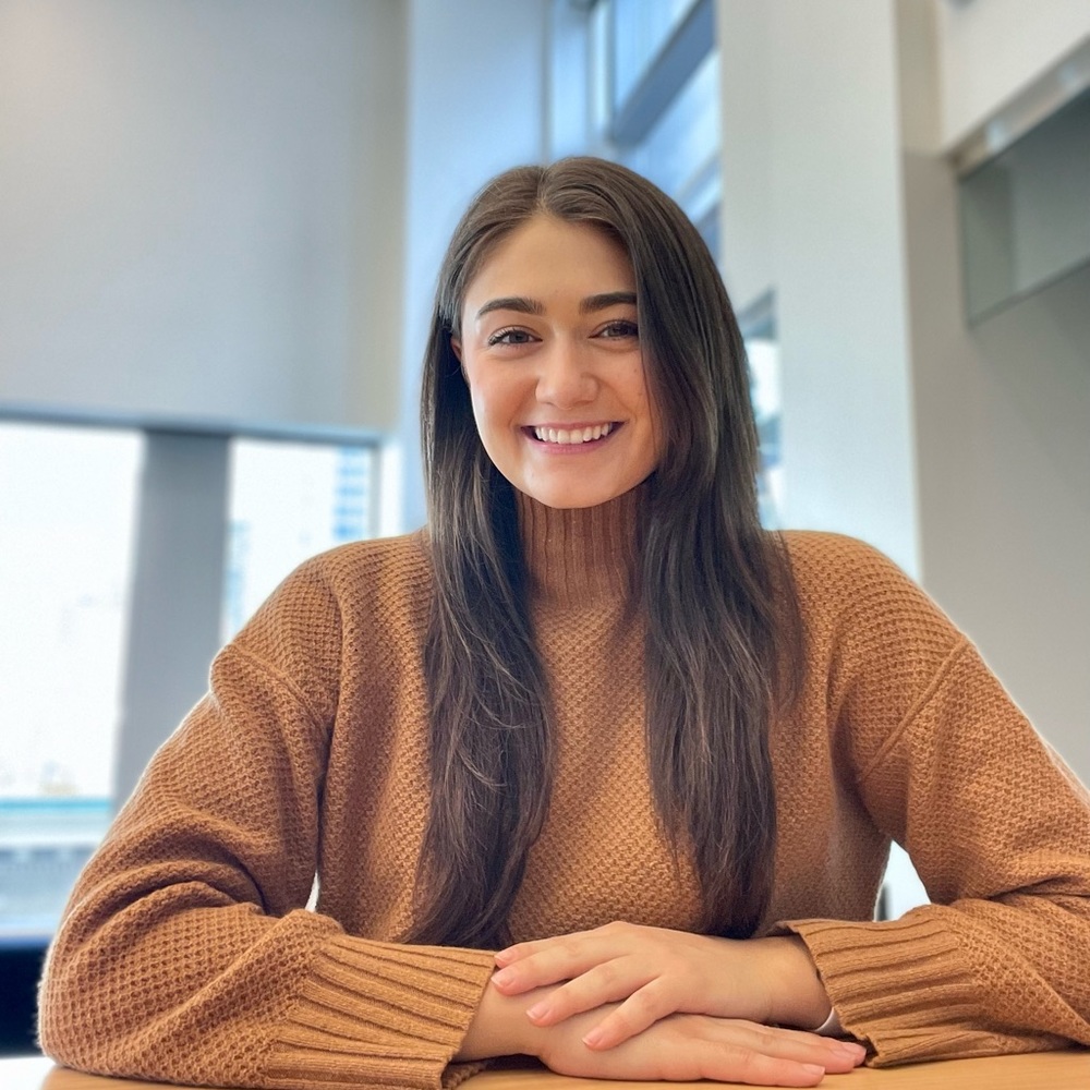 Meet your Posher, Gabby